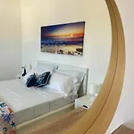 Sole In Giulia Sul Mare