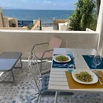 Sole In Giulia Sul Mare Lejlighed *