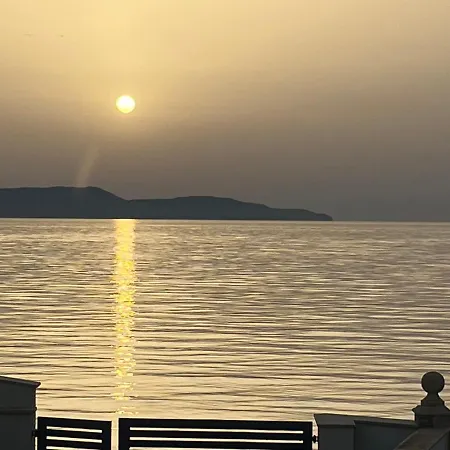 Sole In Giulia Sul Mare Apartment